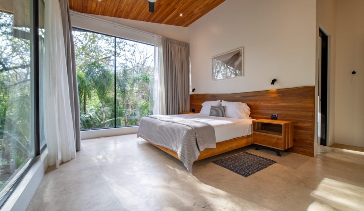 Casa-Dee-25-1740x960-c-center