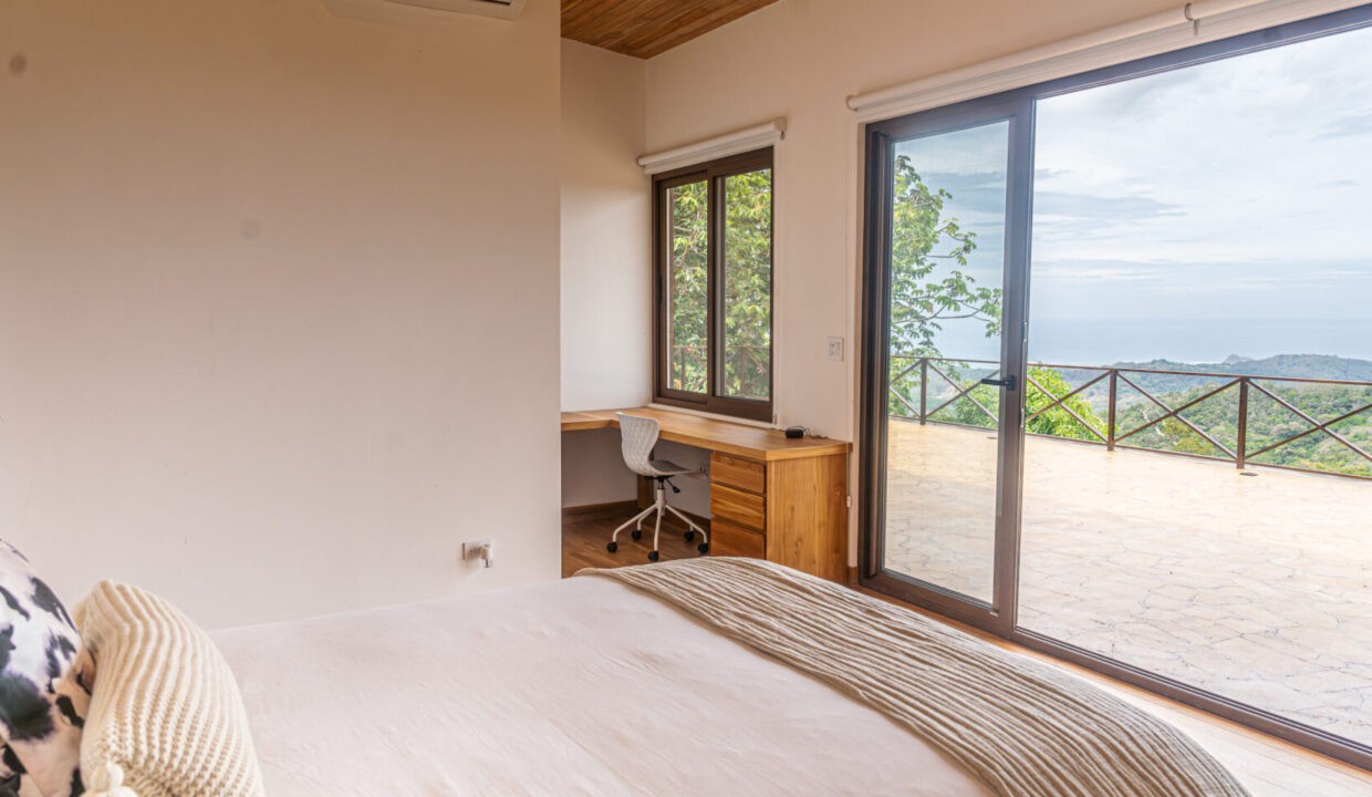 DSC00305-Mejorado-NR-scaled-1740x960-c-center