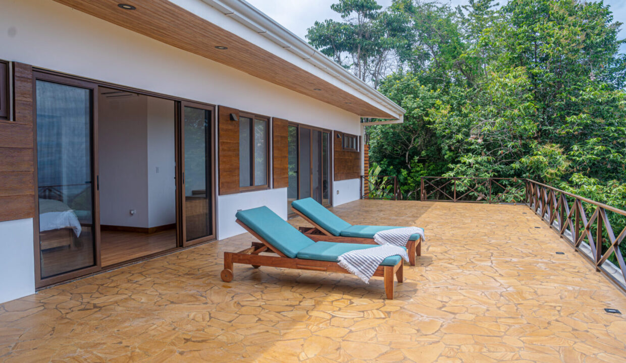 DSC00354-Mejorado-NR-scaled-1740x960-c-center