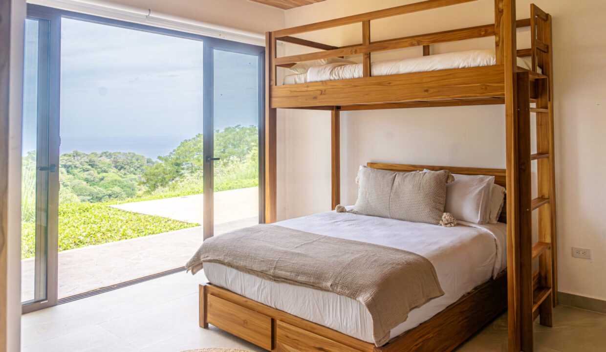 DSC00667-Mejorado-NR-scaled-1740x960-c-center