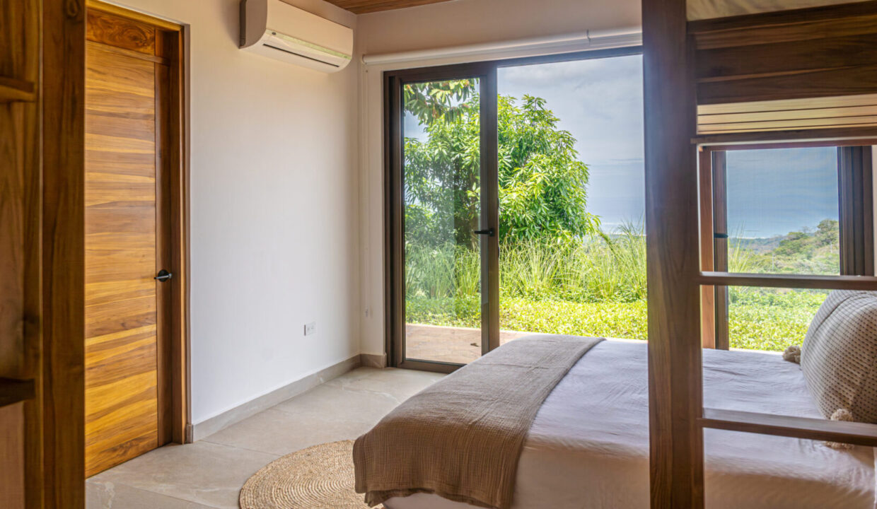 DSC00677-Mejorado-NR-scaled-1740x960-c-center