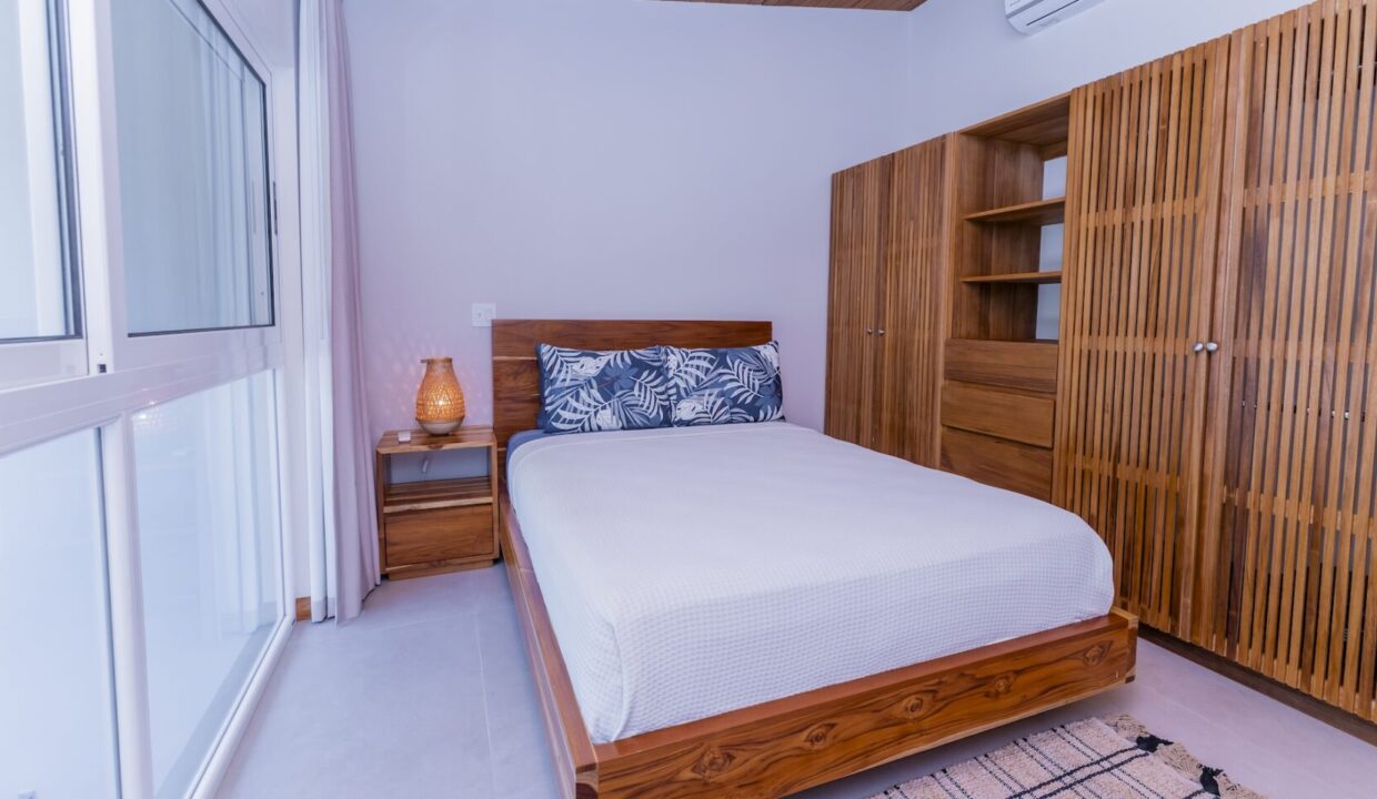 DSC01129-1740x960-c-center