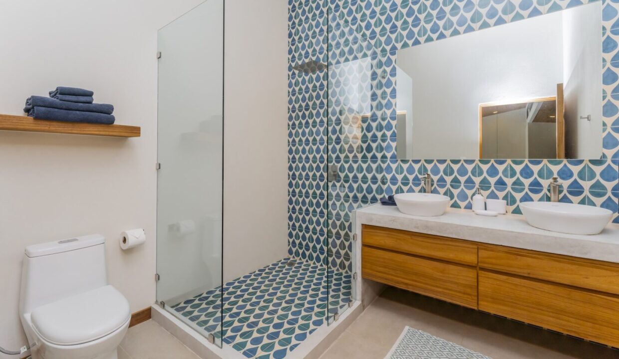 DSC01136-1740x960-c-center