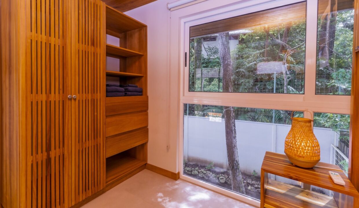 DSC01167-1740x960-c-center