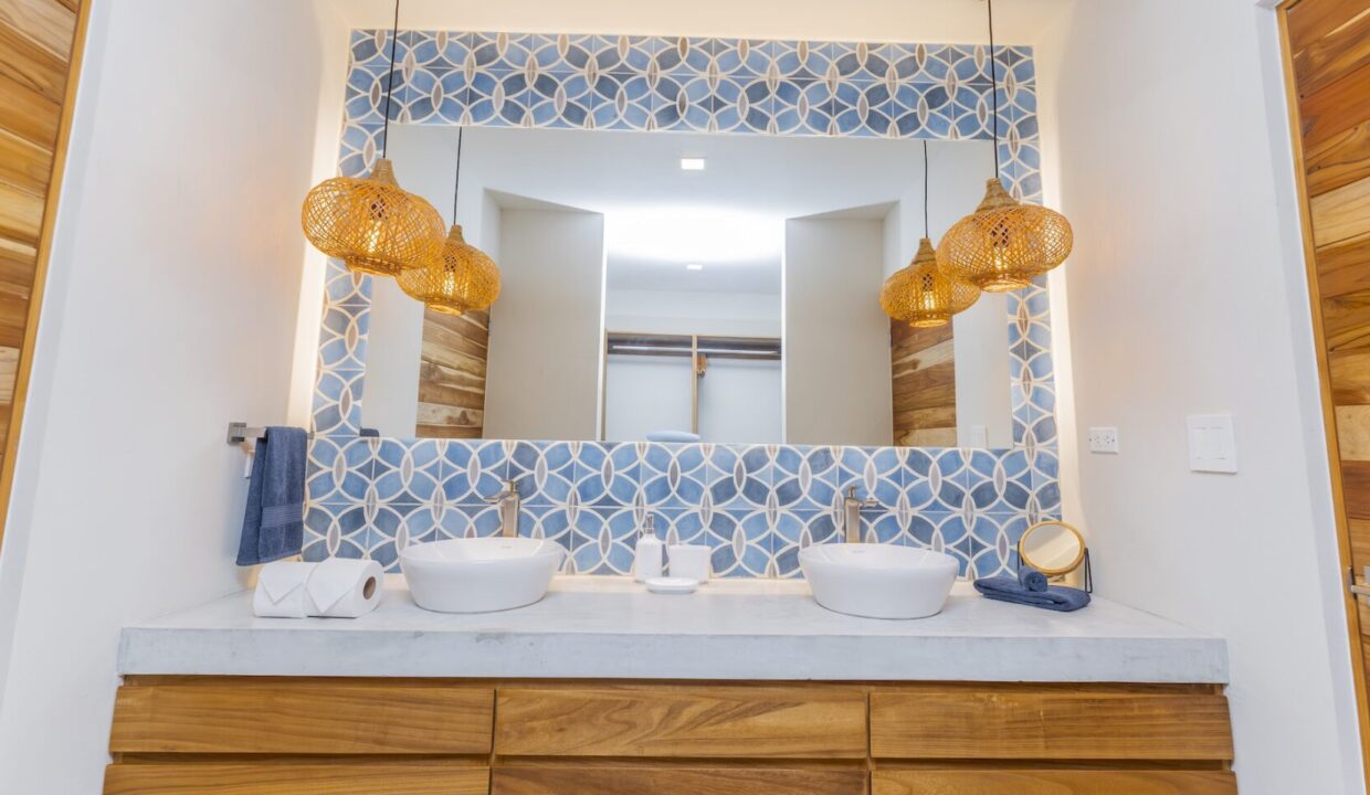 DSC01208-Mejorado-NR-1740x960-c-center