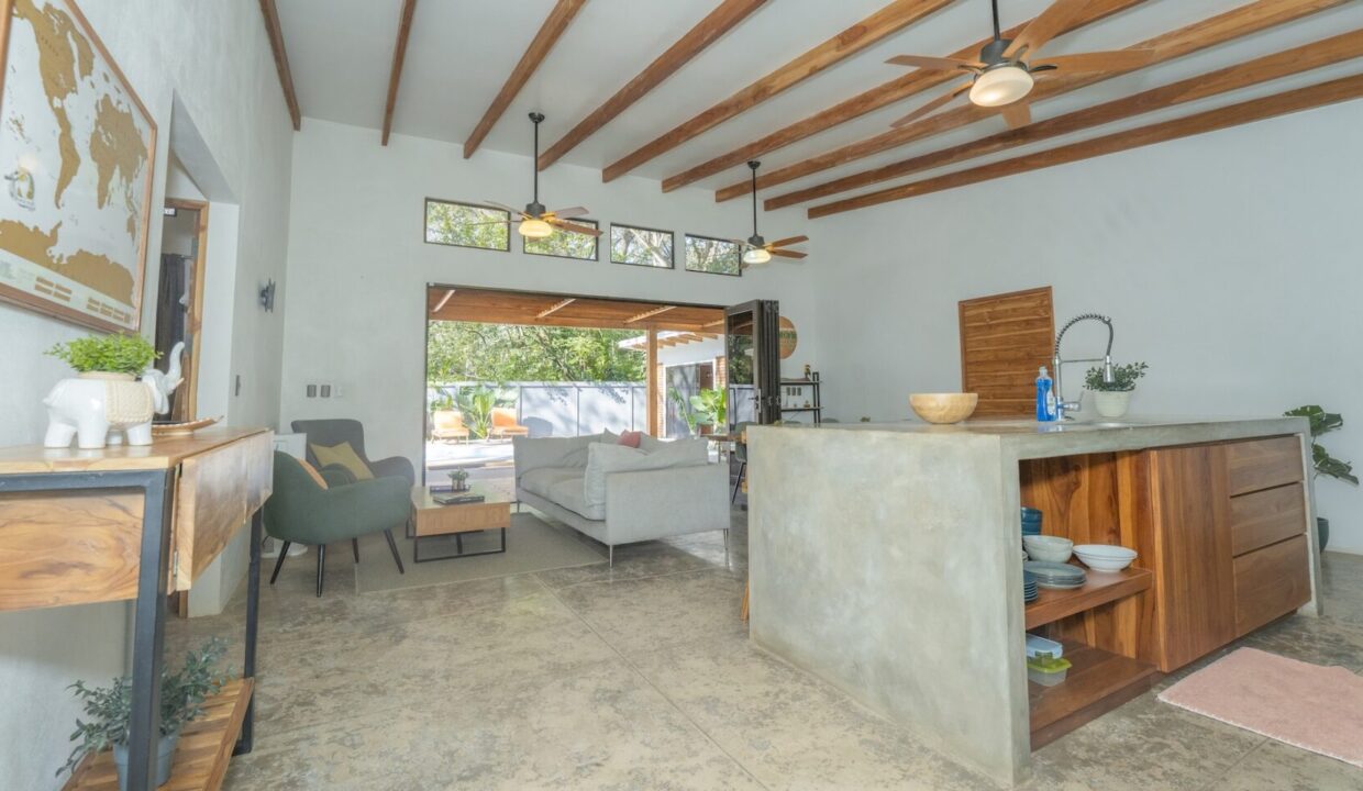 DSC03002-2-1740x960-c-center