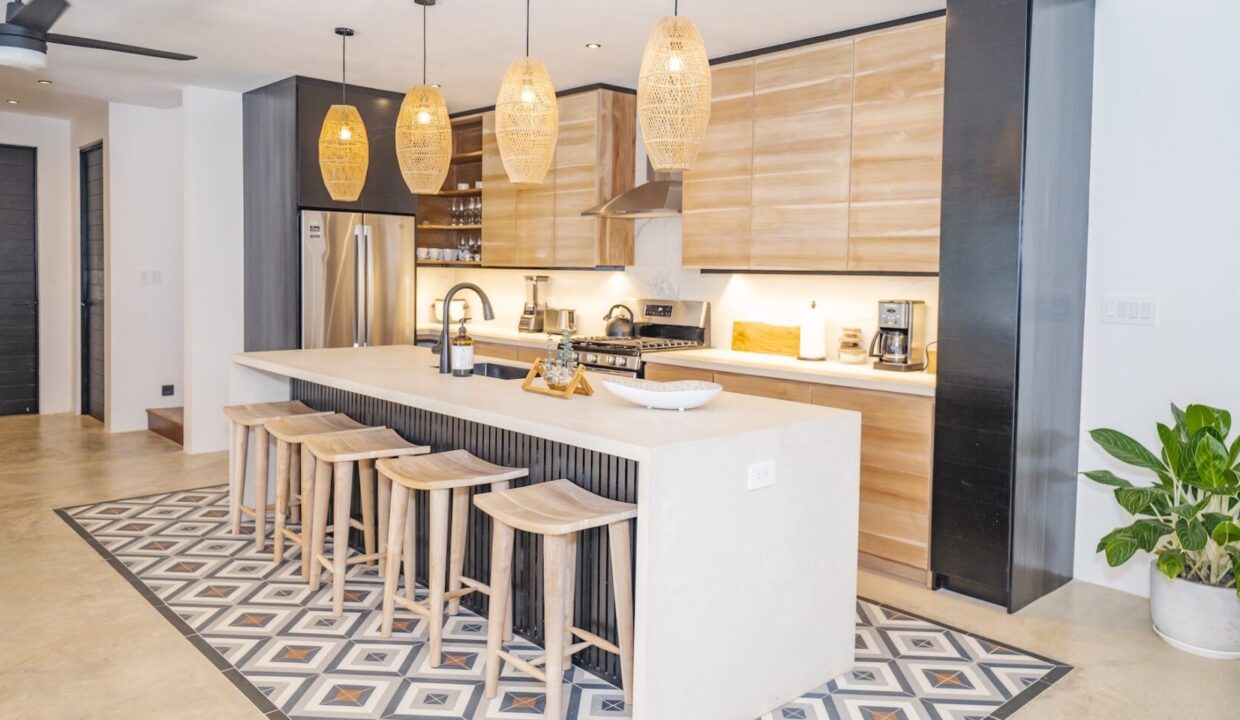 DSC07174-1740x960-c-center