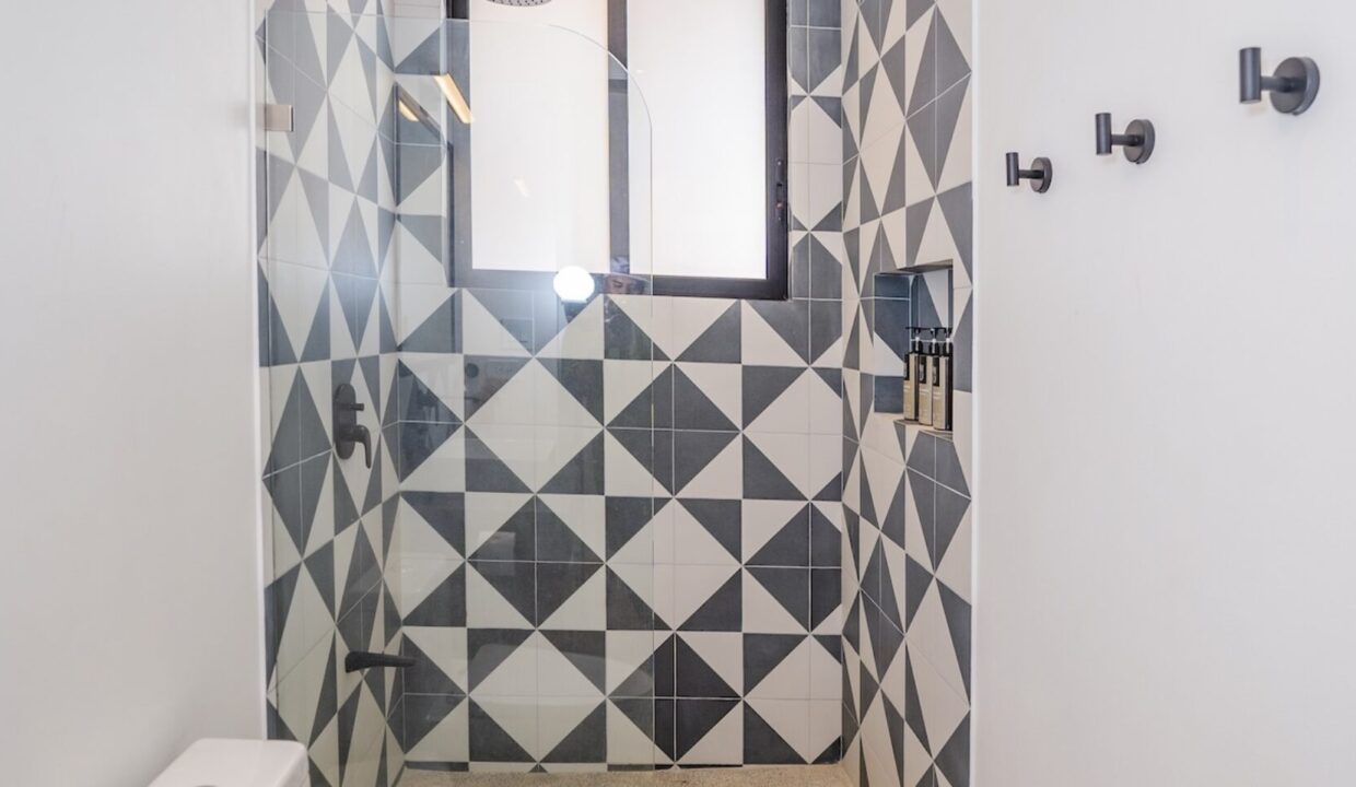 DSC07222-1740x960-c-center