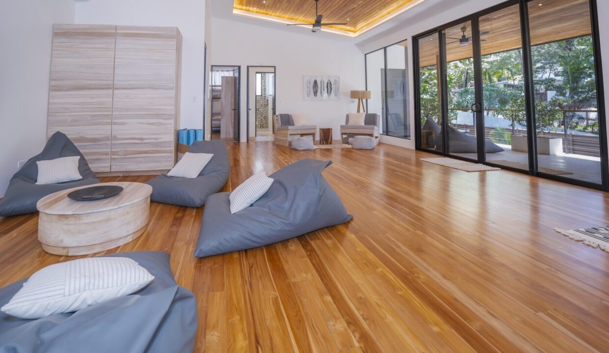 DSC07352-1740x960-c-center