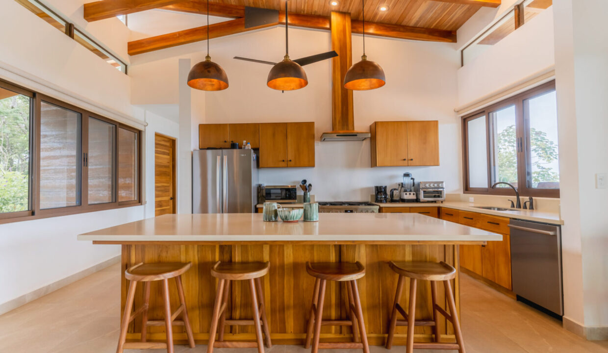 DSC09632-HDR-2-scaled-1740x960-c-center