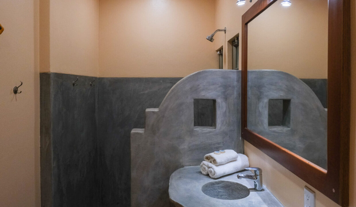 DSCF3512-1740x960-c-center