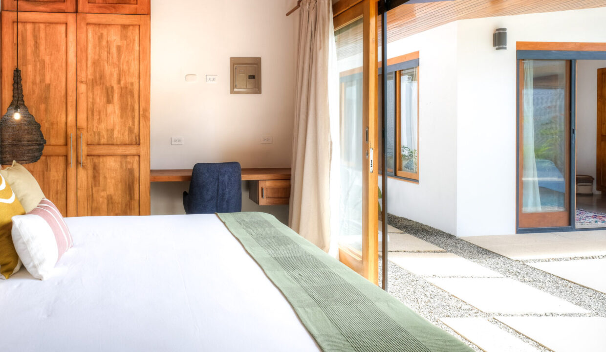 DSCF3864_5_6_7_8-1740x960-c-center