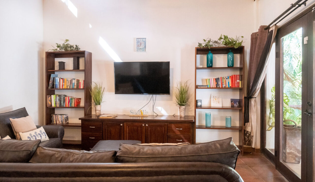 DSCF9307-1740x960-c-center