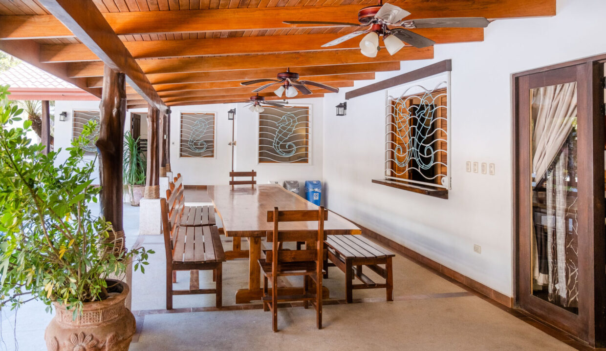 DSCF9329-1740x960-c-center