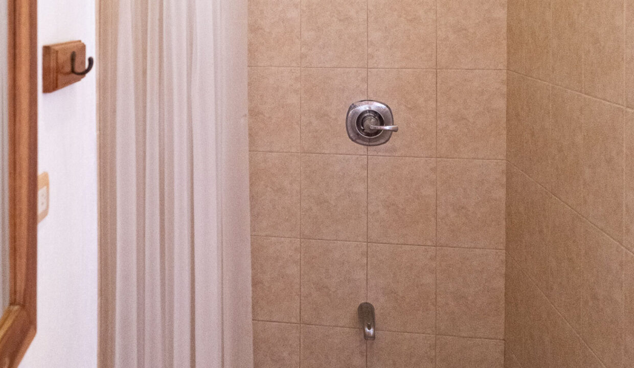 DSCF9655-1740x960-c-center