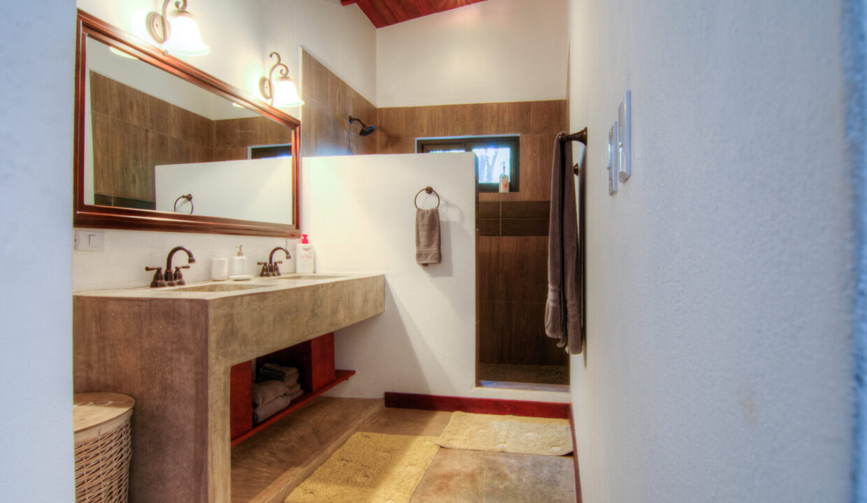 GFS_3906_07_08_09_10-1740x960-c-center