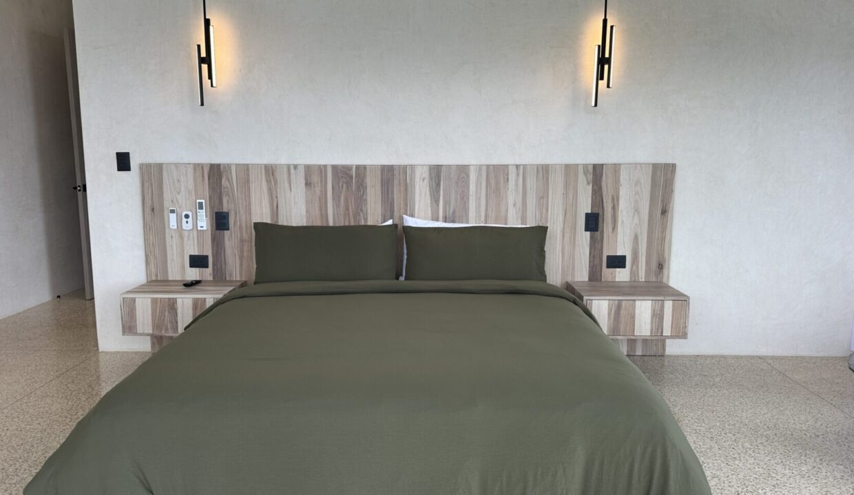 IMG_5433-scaled-1740x960-c-center