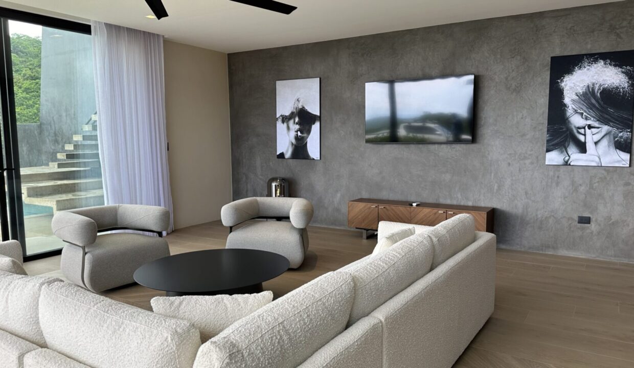 IMG_5446-scaled-1740x960-c-center