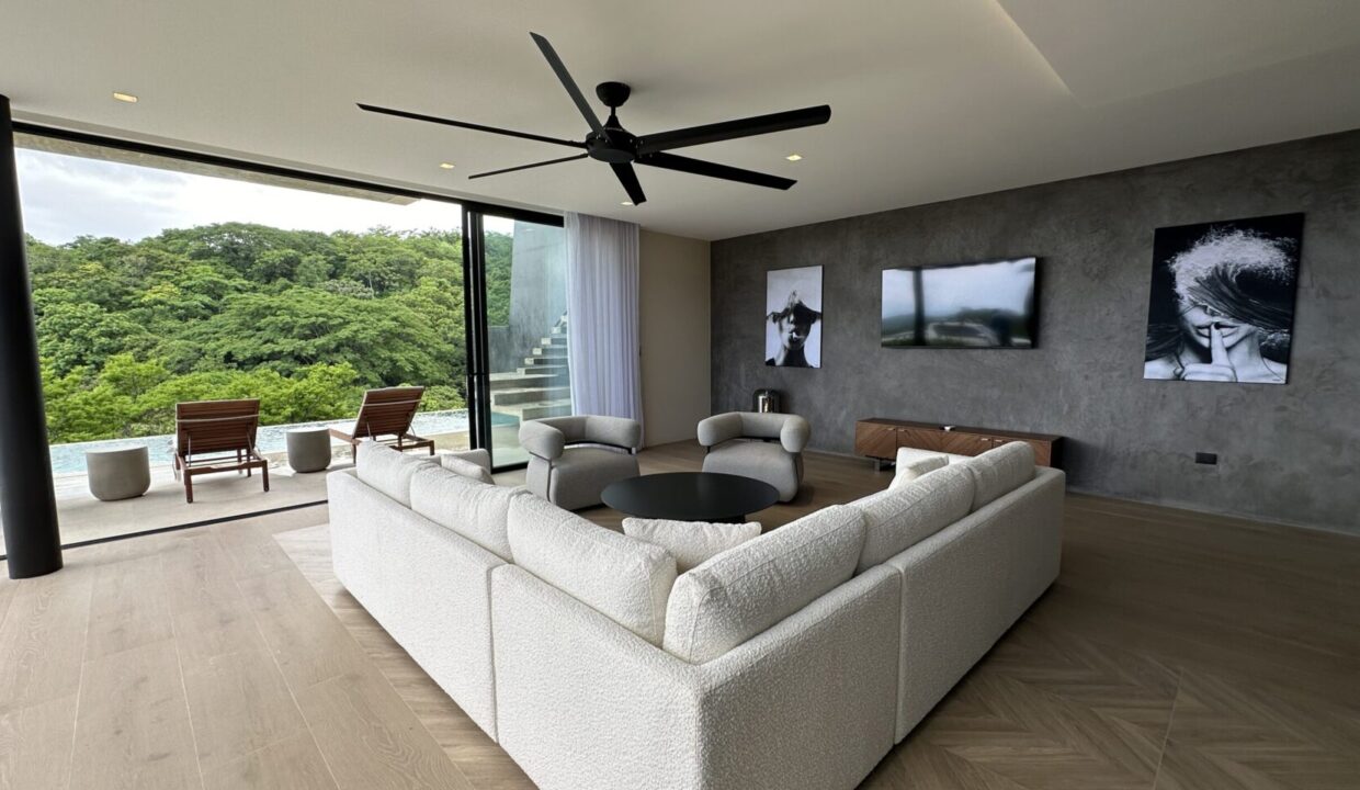 IMG_5447-scaled-1740x960-c-center