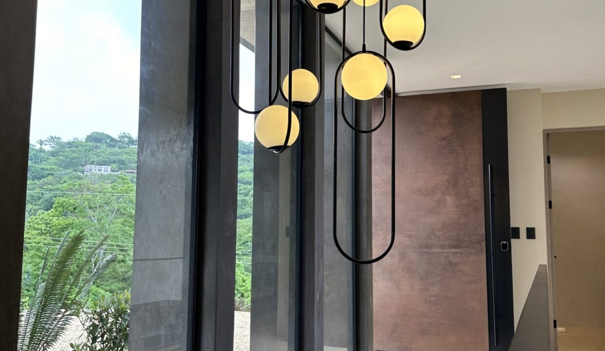 IMG_5456-scaled-1740x960-c-center