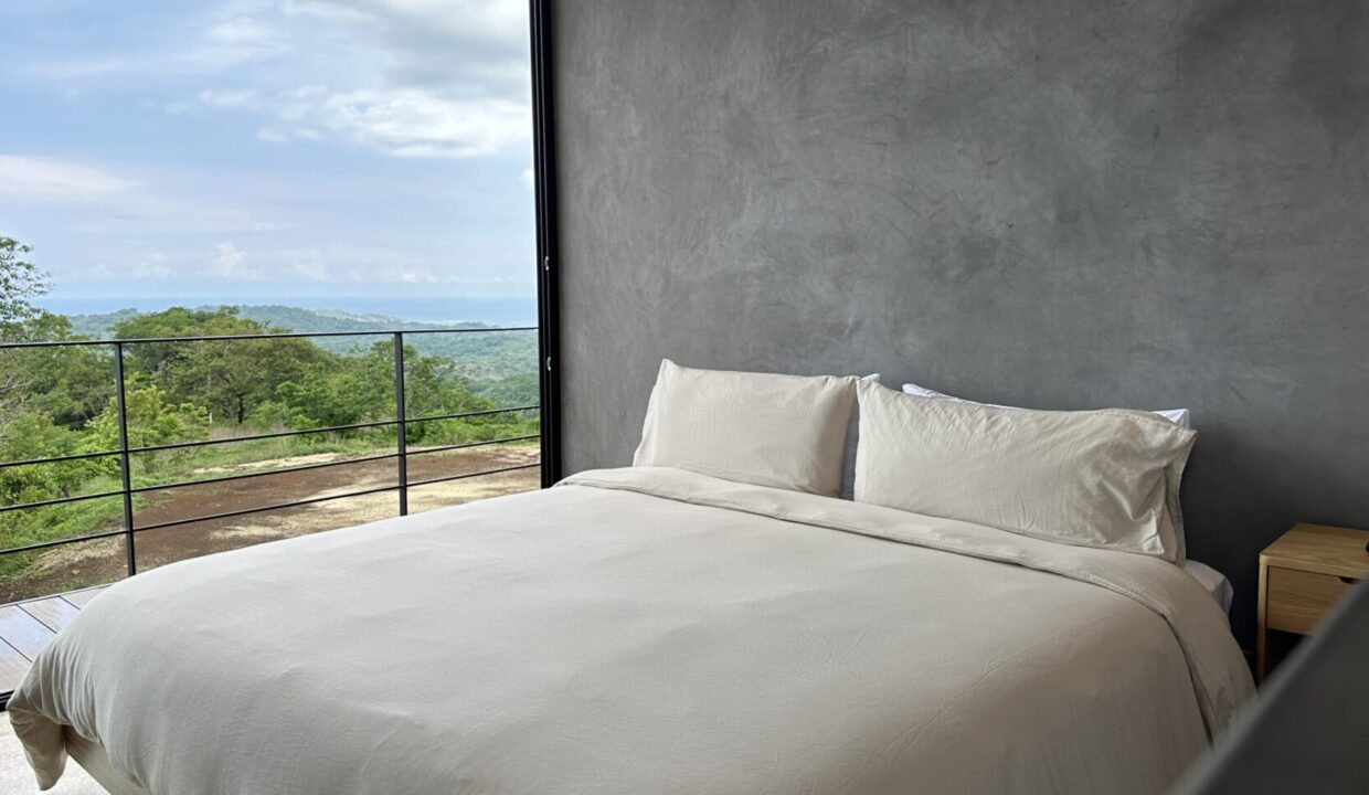 IMG_5463-scaled-1740x960-c-center