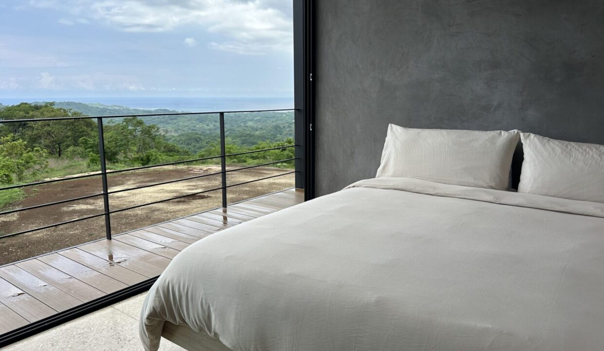 IMG_5464-scaled-1740x960-c-center