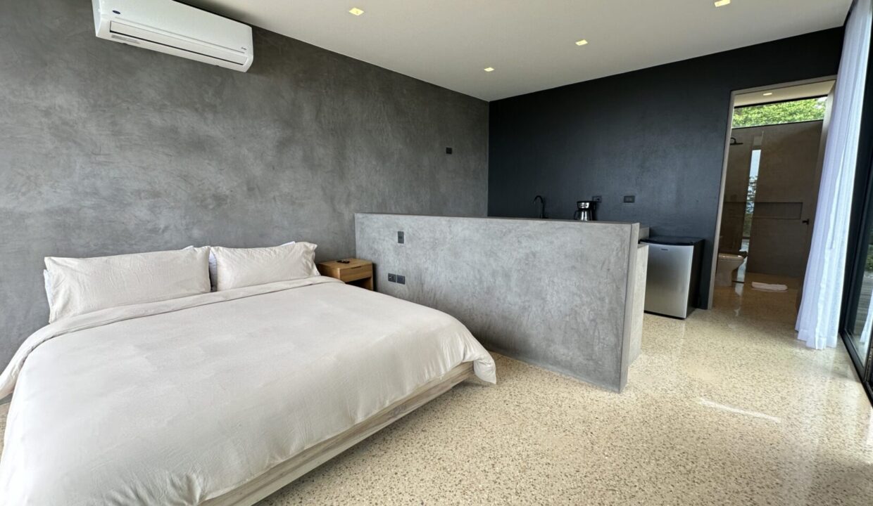 IMG_5467-scaled-1740x960-c-center