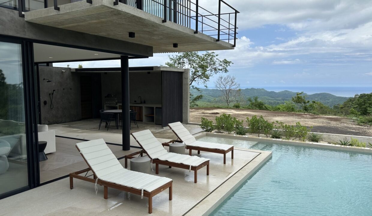 IMG_5479-scaled-1740x960-c-center