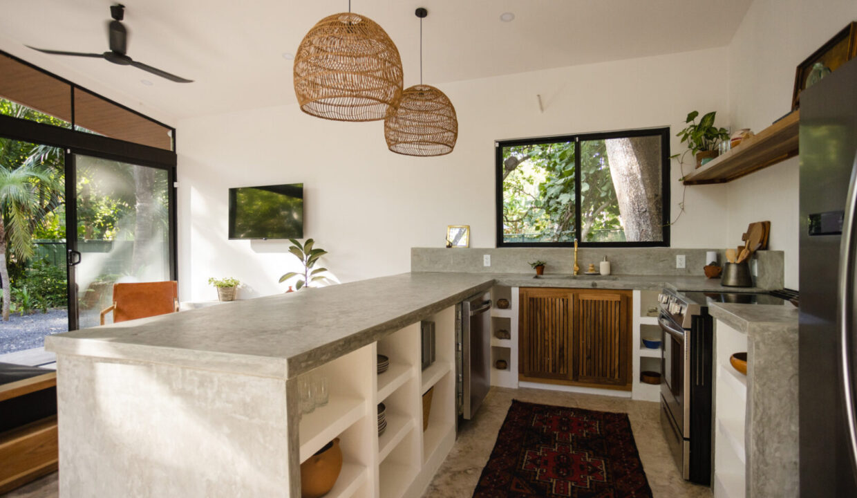 JON_6738-1740x960-c-center