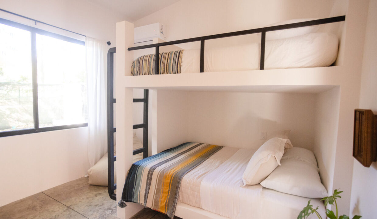 JON_6861-1740x960-c-center