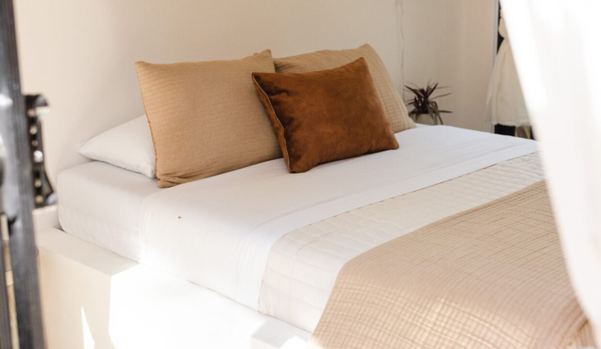 JON_7068-1740x960-c-center