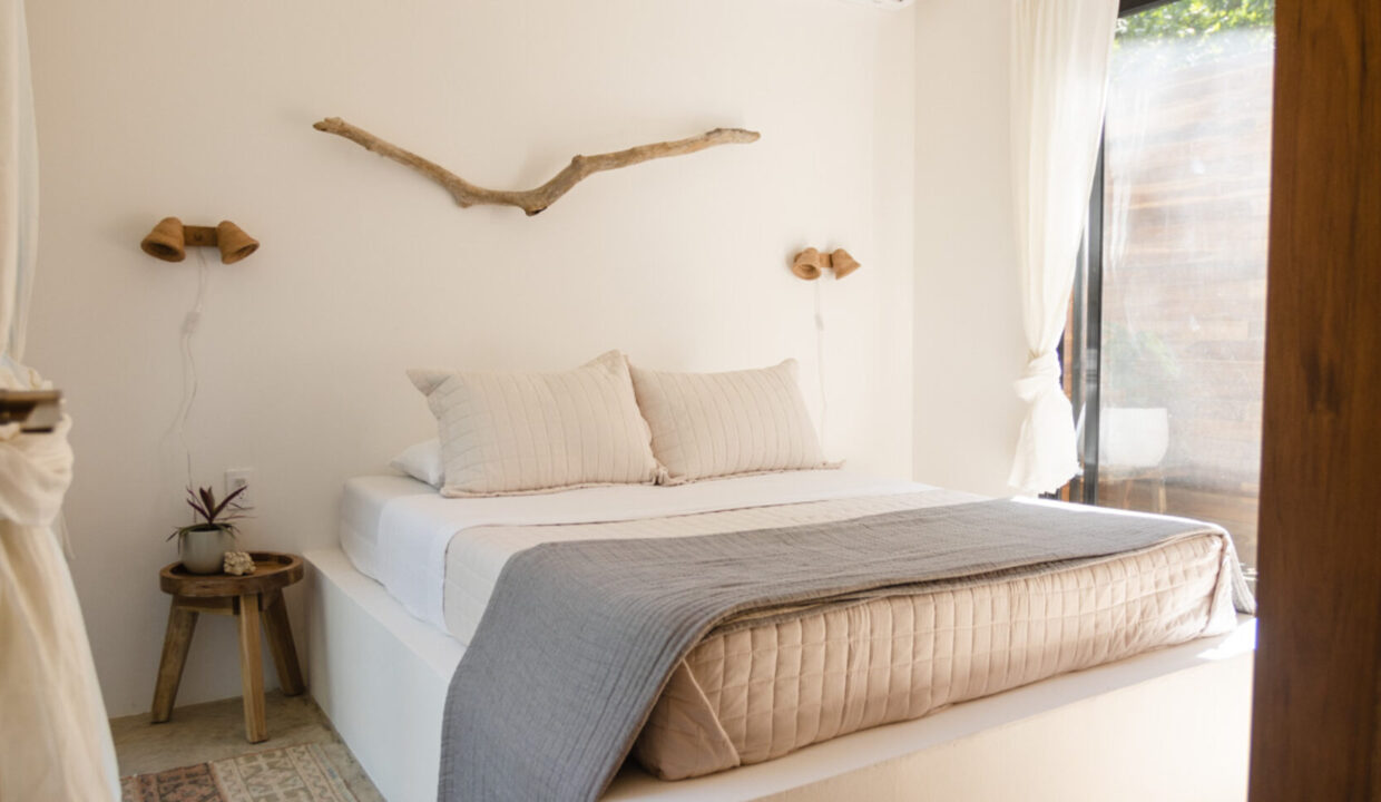 JON_7078-1740x960-c-center