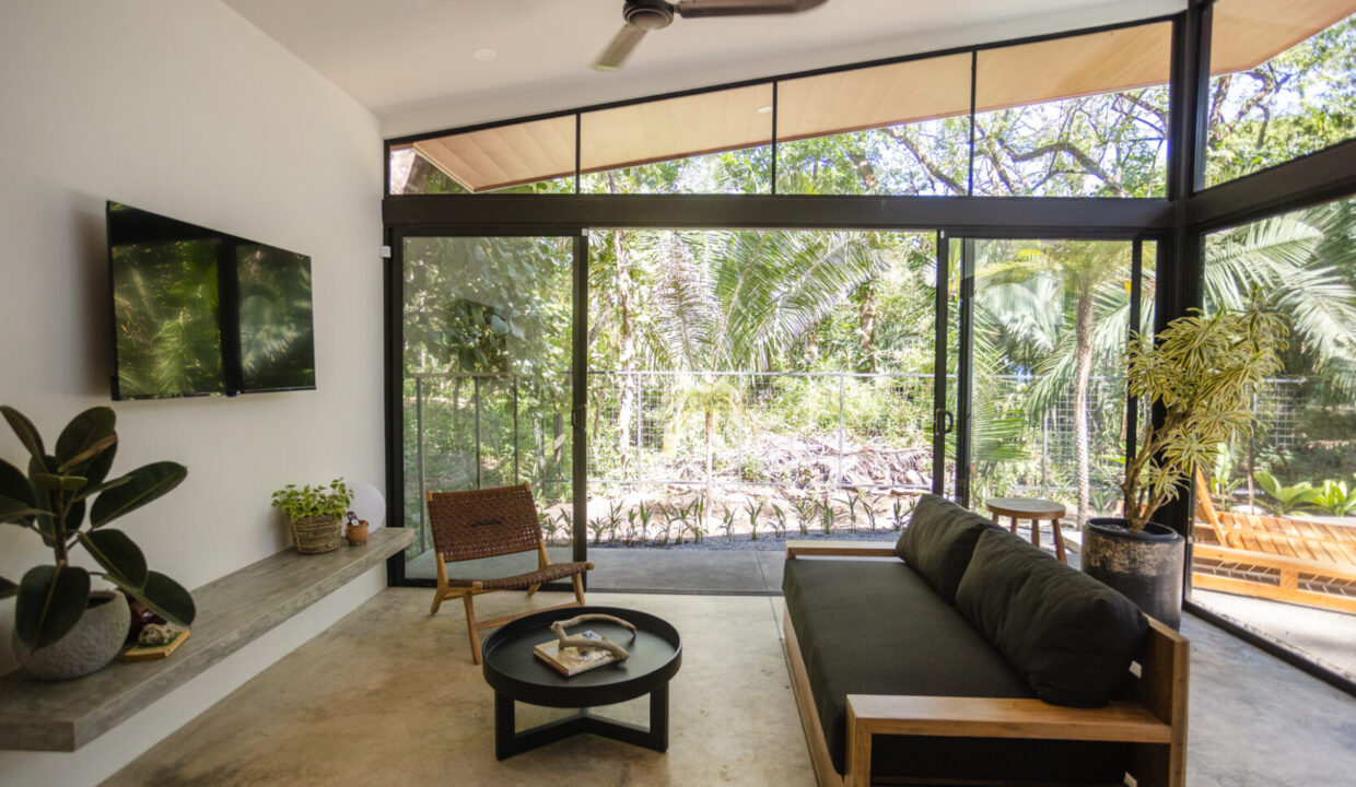 JON_7091-1740x960-c-center