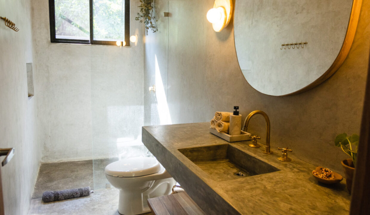 JON_7099-1740x960-c-center