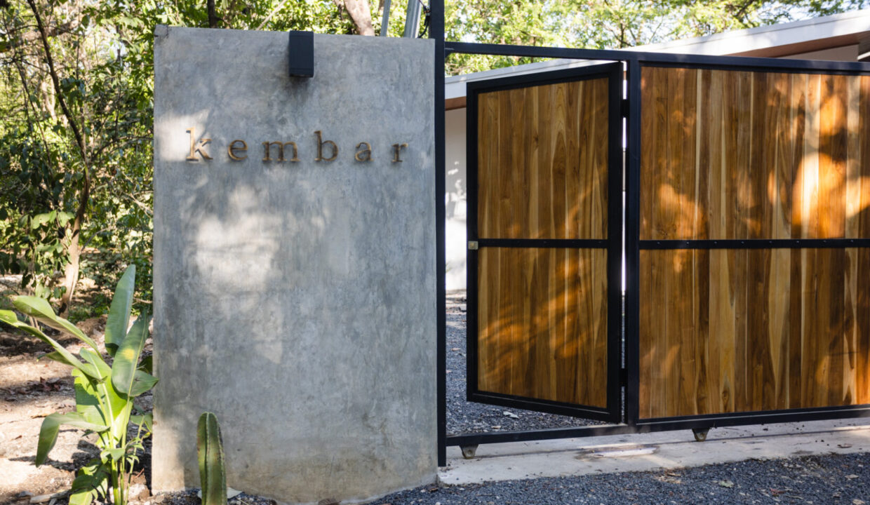 JON_7130-1740x960-c-center