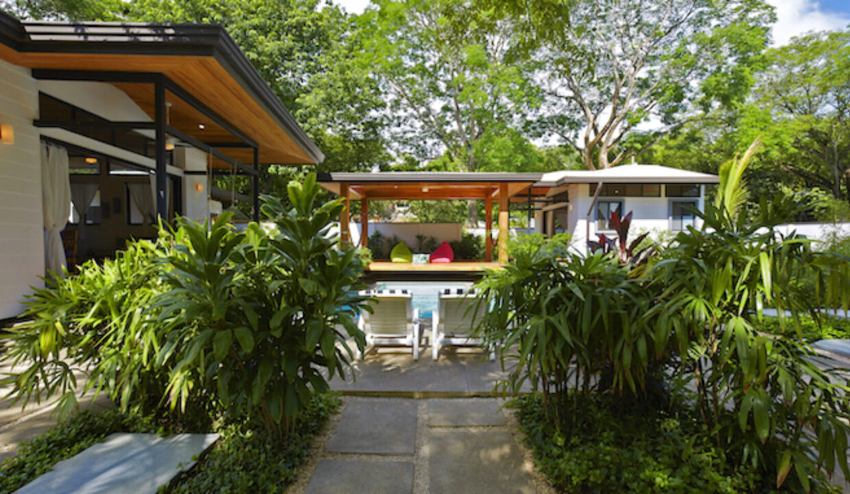 LillyPad_026-1-1740x960-c-center