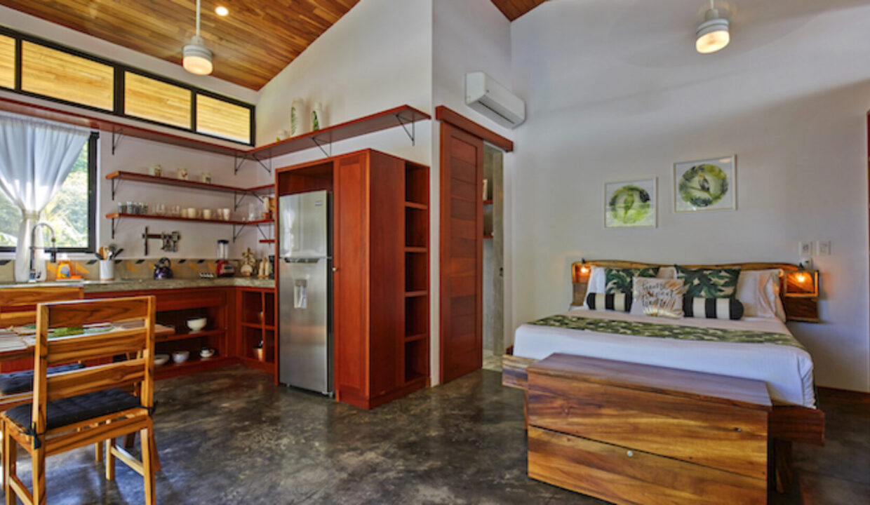 LillyPad_043-1740x960-c-center