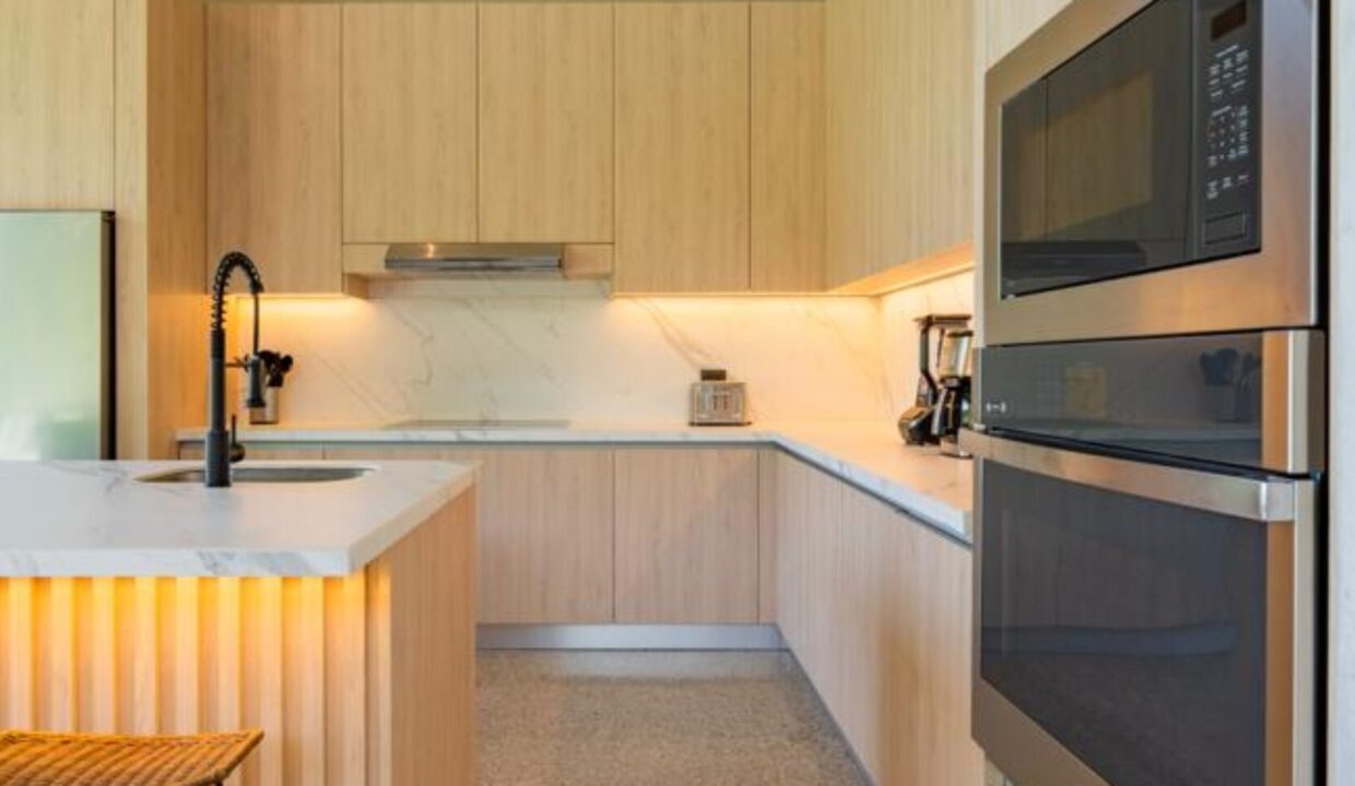 PHOTO-2023-06-03-09-17-21-1740x960-c-center