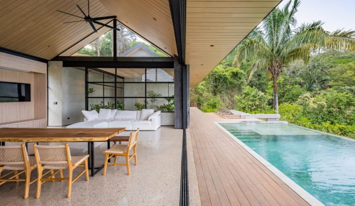 PHOTO-2023-06-03-09-19-47-1740x960-c-center