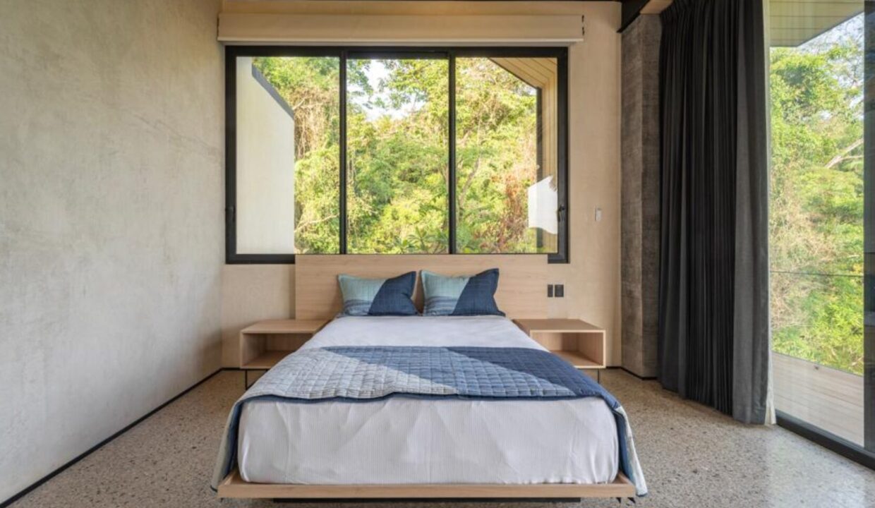 PHOTO-2023-06-03-09-31-21-1740x960-c-center