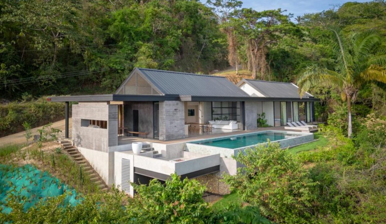 PHOTO-2023-06-03-09-37-49-1740x960-c-center