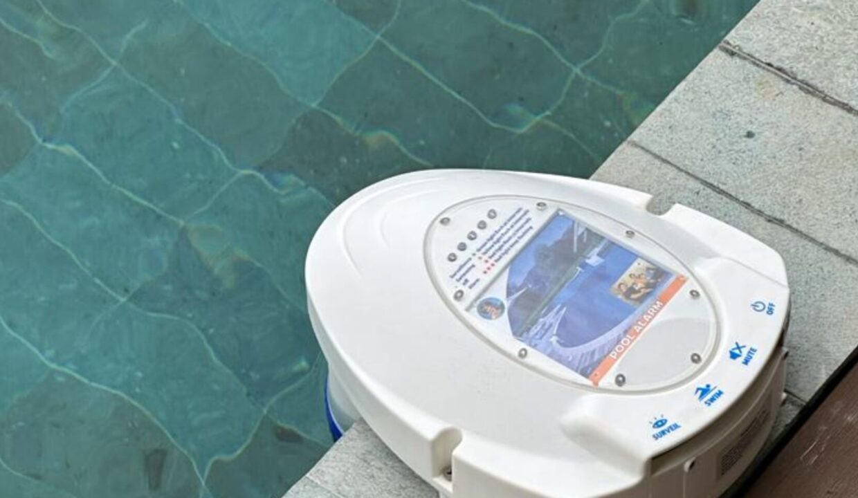 f889ba4e-fa89-4c82-997e-069a4f21ccbc-1740x960-c-center