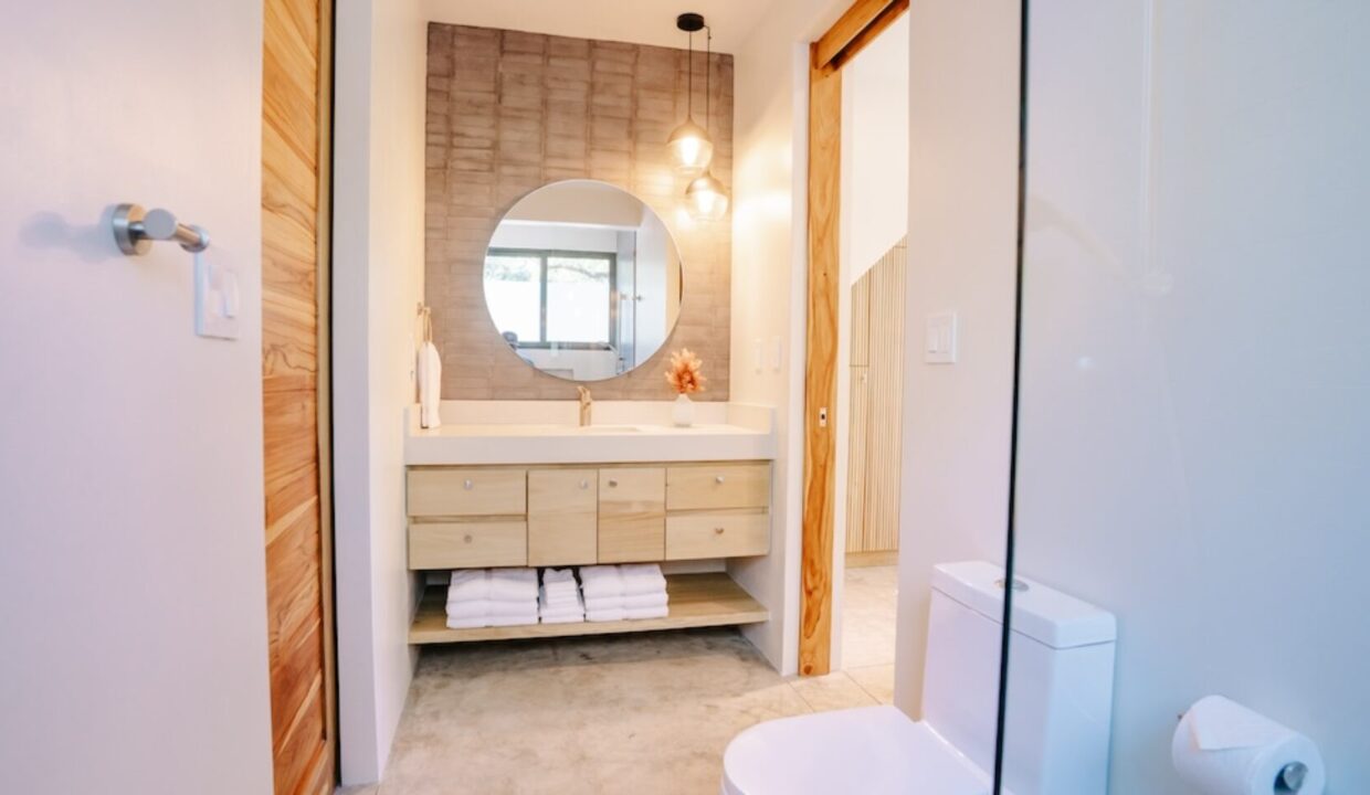 image00028-1740x960-c-center