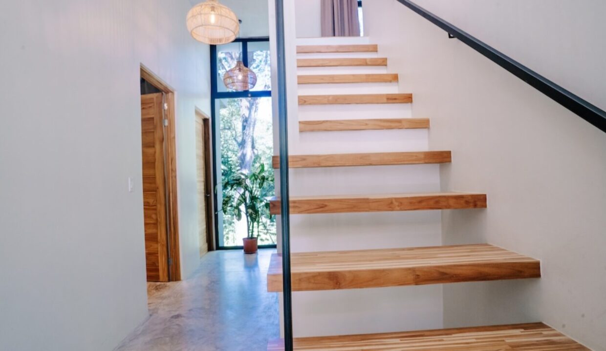 image00043-1740x960-c-center