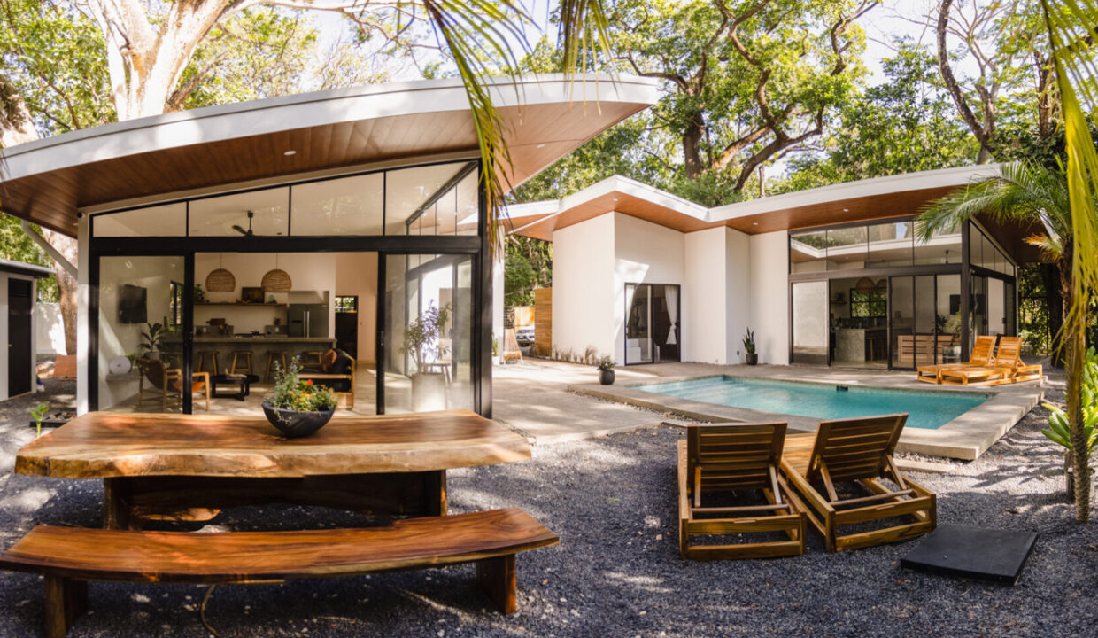 pano1-1740x960-c-center